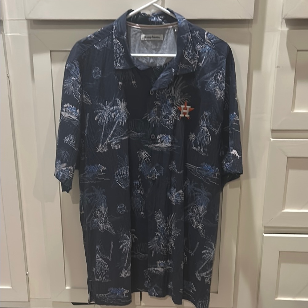 Navy Hawaiian Shirt with Embroidered Logo